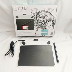 Intuos Draw Wacom White Tablet CTL-490, Pen & Cable w/ Box - Used - Pre-owned